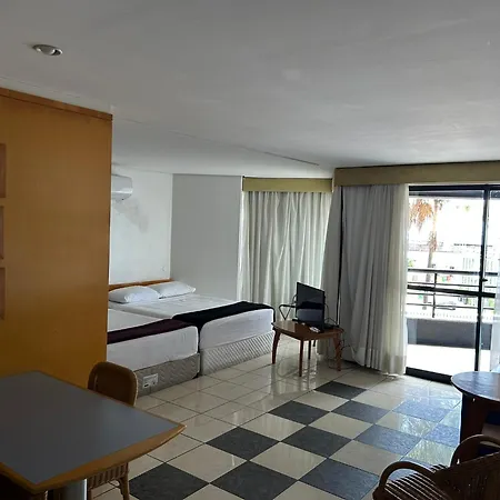 Flat Iate Plaza